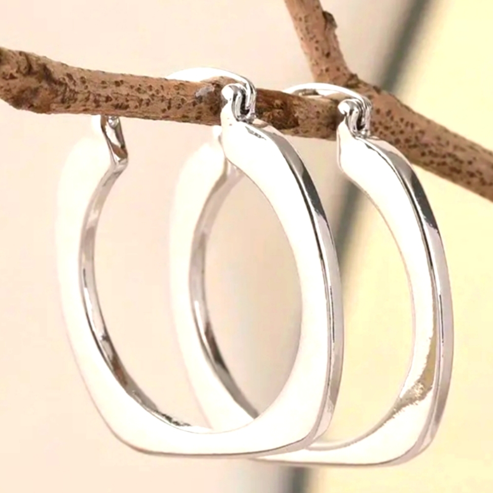 #159T Earrings Square Hoops - Picture 1 of 4